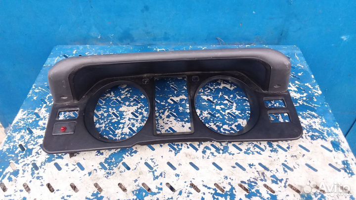 Накладка панели приборов Mitsubishi Pajero 2