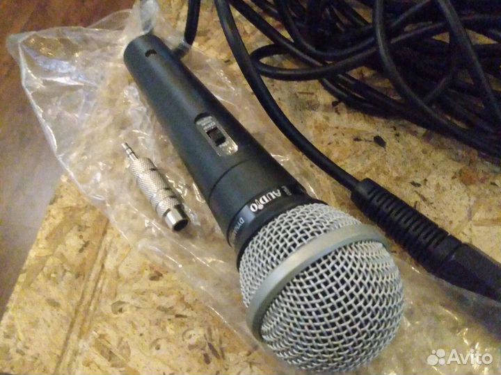 Вокально динамический микрофон Pro audio ub-44