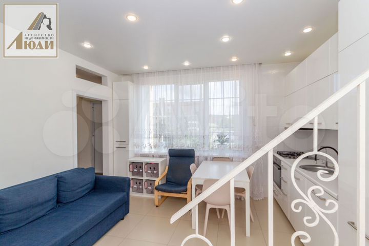 4-к. квартира, 77,6 м², 1/2 эт.