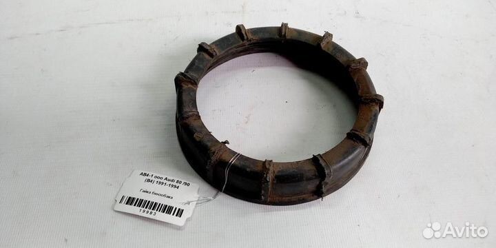 Гайка топливного бака Audi 80 B4 91-94г