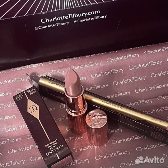 Charlotte Tilbury Icon Baby помада, карандаш