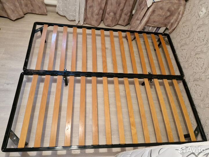 Кровать двуспальная 160х200 бу со спинками