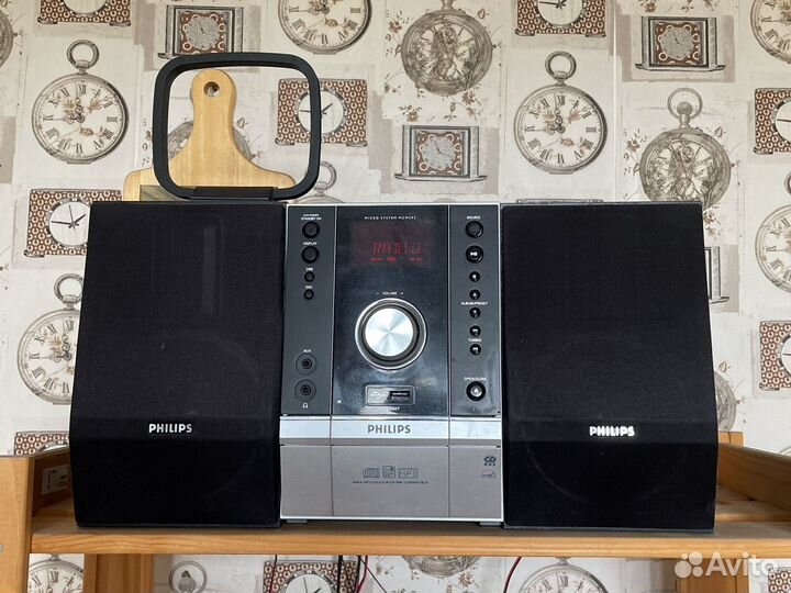 Музыкальный центр Philips MCM393