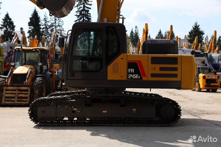 Гусеничный экскаватор Lovol FR245E2, 2022