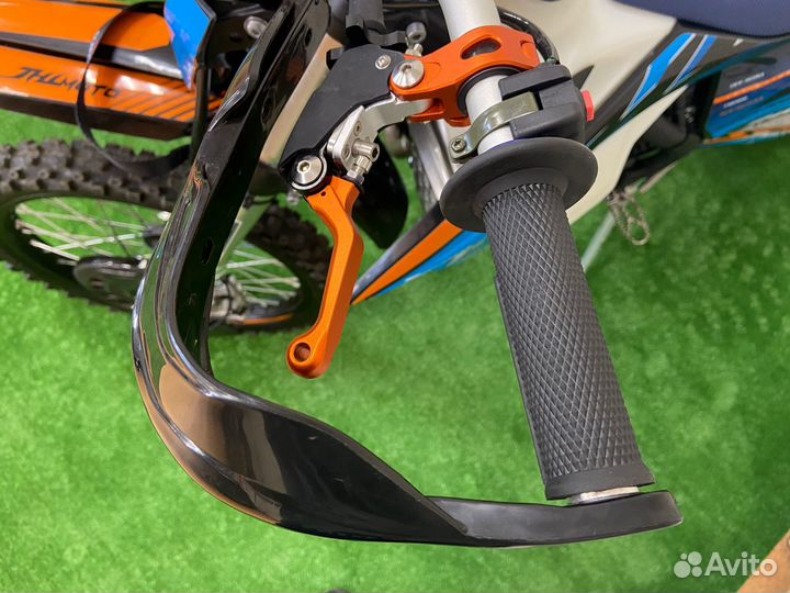 Мотоцикл JHL Z7 ZS-177MN (NC250) двухвальный