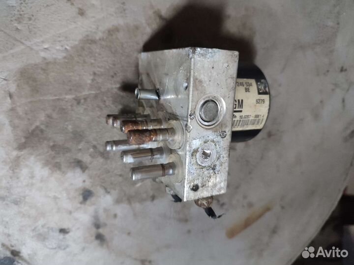 Моторчик abs Опель Астра Н