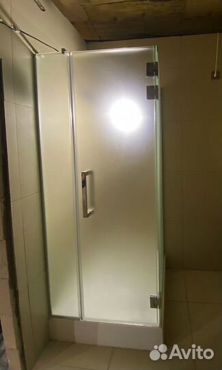 Душевой уголок