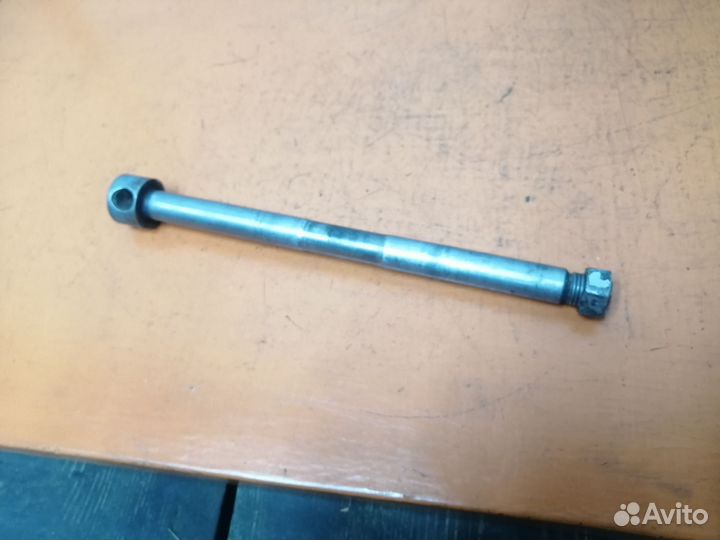 Ось заднего колеса Зид 50 Пилот