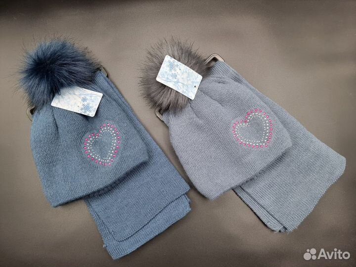 Комплект шапка и шарф для девочки