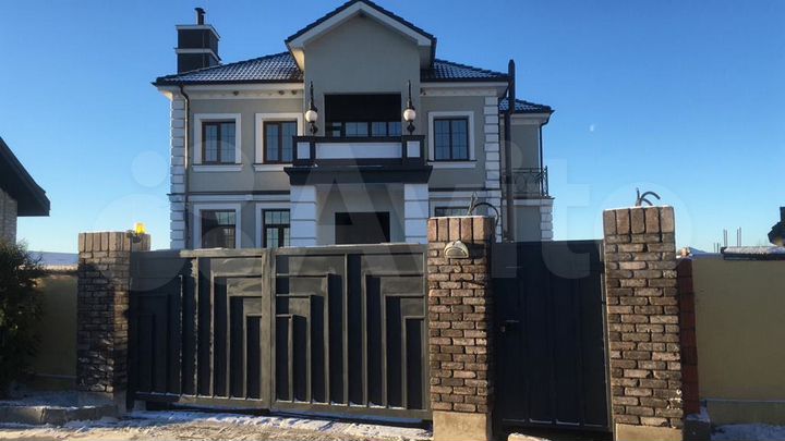 Коттедж 346 м² на участке 19 сот.