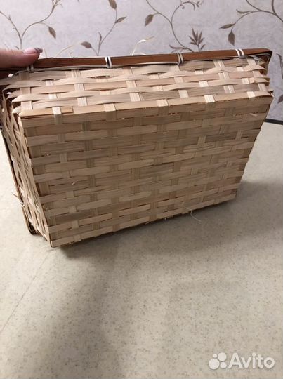 Корзина плетеная для подарков