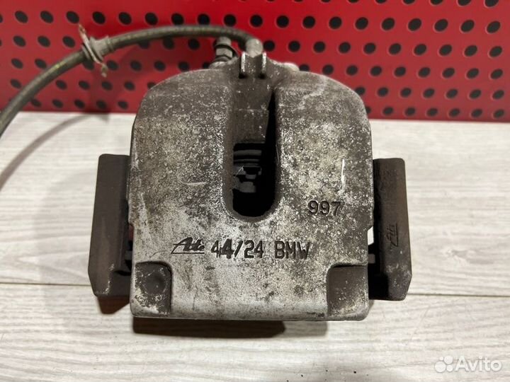 Суппорт задний левый Bmw X5 F15 N57D30B 2017