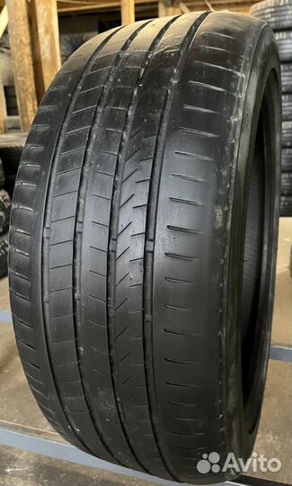 Bridgestone Alenza 001 245/45 R20