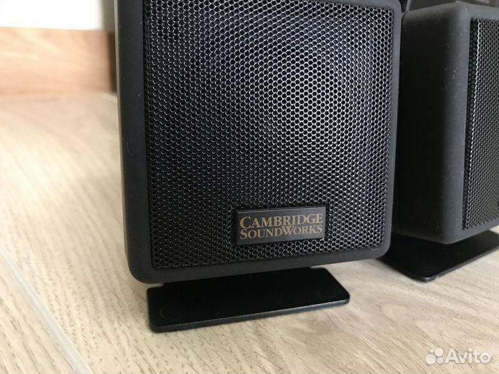 Активная 5.1 акустика Cambridge SoundWorks DTT2200