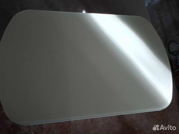 Кухонный стол