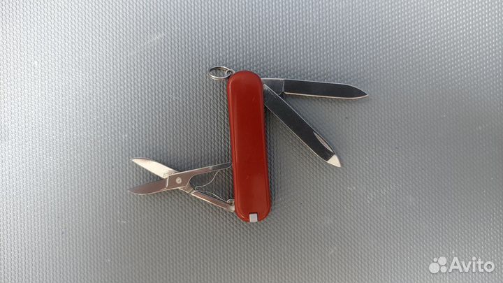 Складной нож брелок Victorinox Classic