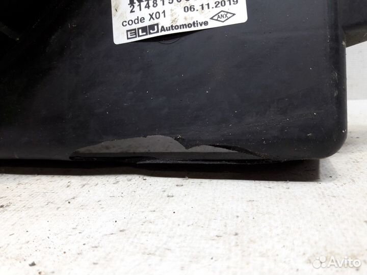 Диффузор радиатора Renault Logan 1 2004-2016