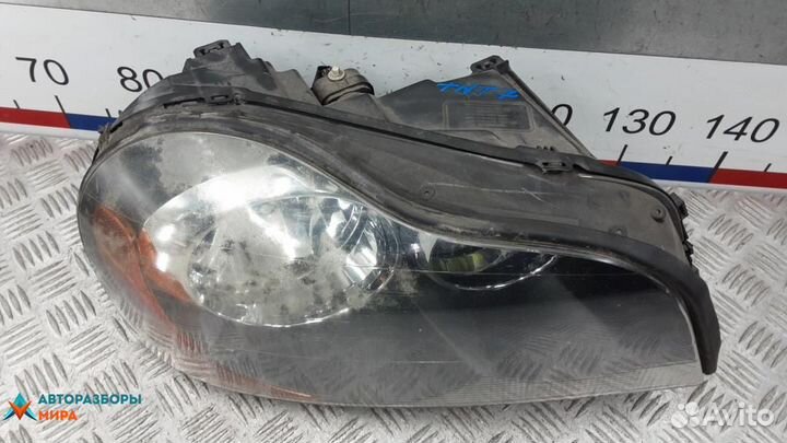 Фара правая Volvo XC90 2005