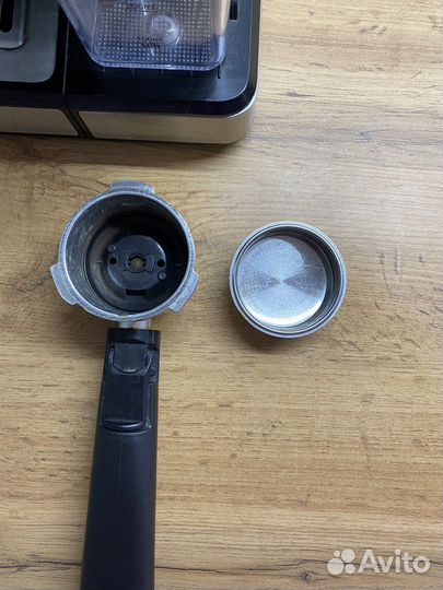 Кофеварка рожковая Polaris PCM 1536E