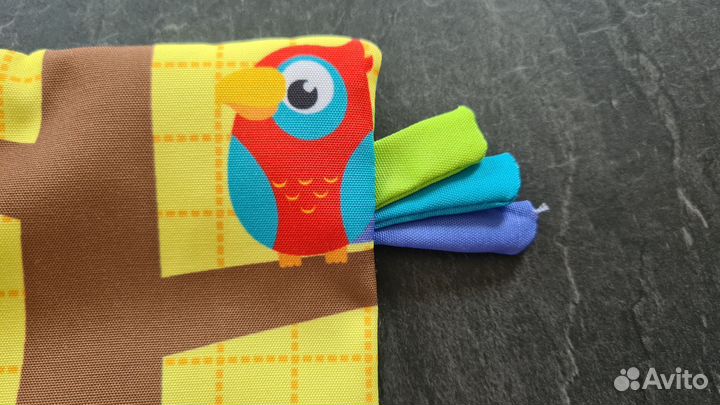 Развивающие игрушки книжка шуршалка Fisher price