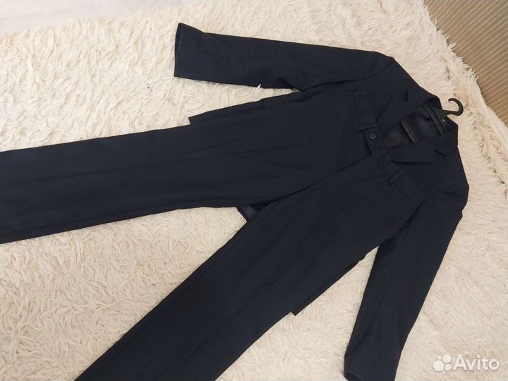 Школьный костюм