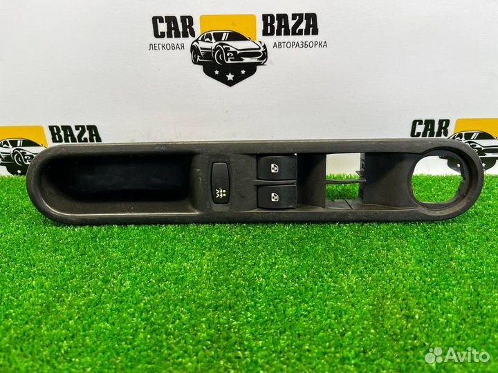 Блок управления стеклоподъемниками Renault Espace