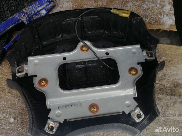 Руль мазда 626