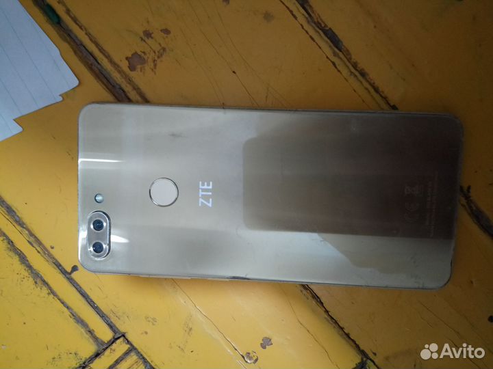 ZTE Blade V9, 3/32 ГБ