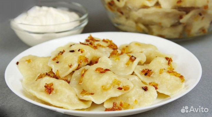 Торт Медовик, пельмени, выпечка, вареники