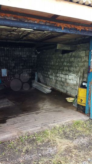 Гараж, > 30 м²