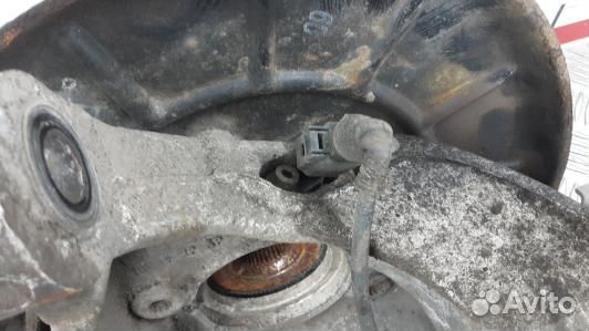 Ступица передняя левая volkswagen passat B7 (TEA12