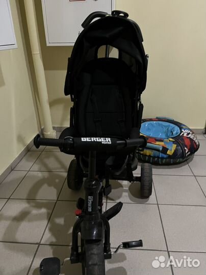 Детский велосипед с родительской ручкой