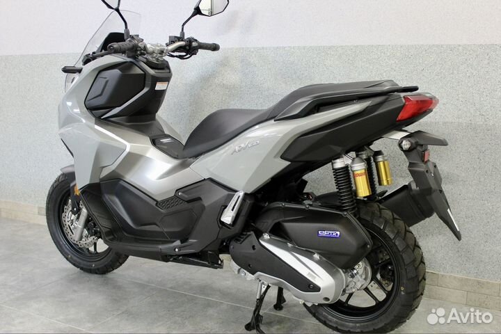 Honda ADV160, 2023 год