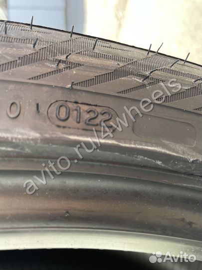 Nokian Tyres Hakkapeliitta 10p SUV 285/40 R22 110T