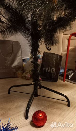 Елка искусственная