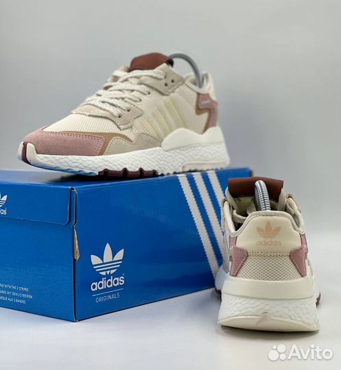 Кроссовки женские Adidas Jogger