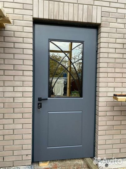 Дверь металлическая