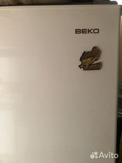 Холодильник встройка 