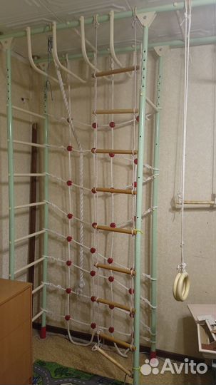 Спортивная стенка для детей