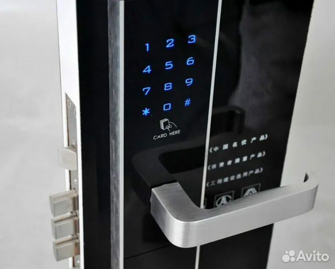 Дизайнерская металлическая дверь 3D панель