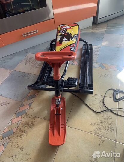 Детский снегокат