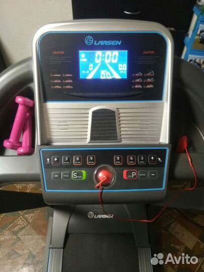 Беговая дорожка Larsen 1500A