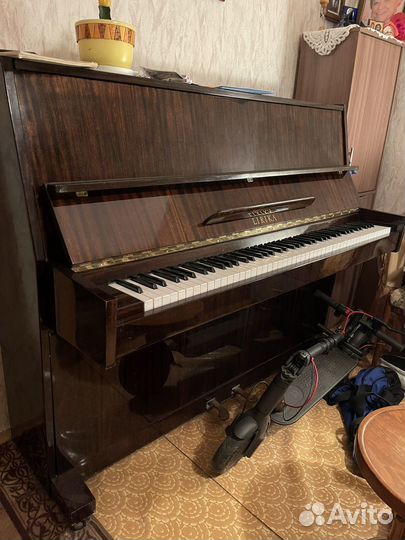 Пианино Lirika