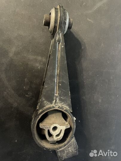 Кронштейн для двигателя