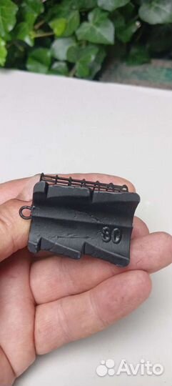 Кормушка фидерная