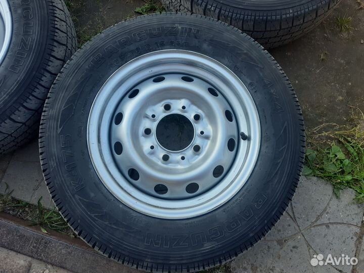 205/70r15 комплект на ниву