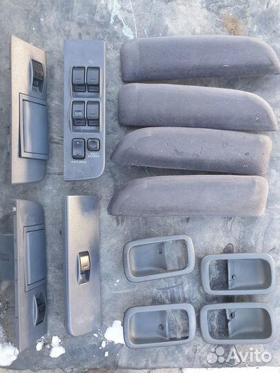 Блок управления стеклоподъемниками land Cruiser 80