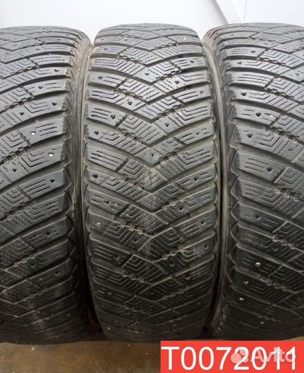 Goodyear UltraGrip Ice Arctic SUV 215/65 R17 99T