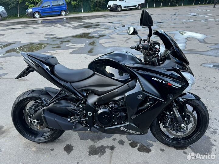 Suzuki GSX S 1000 F