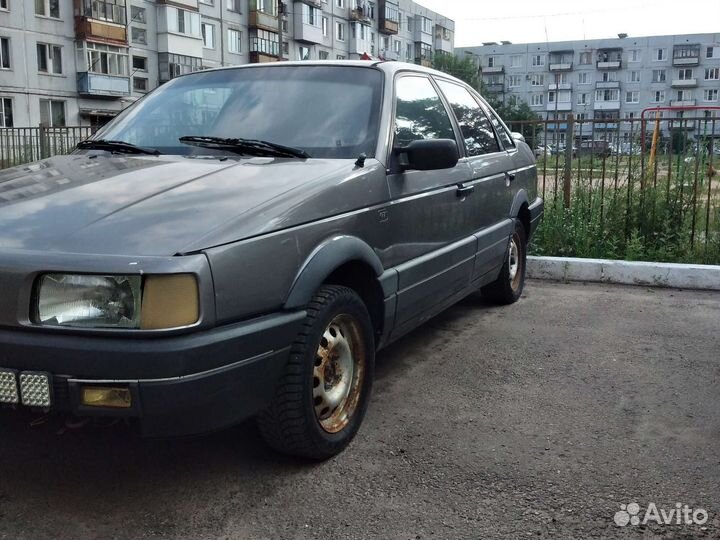 Volkswagen Passat 1.8 МТ, 1990, 350 000 км